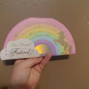 Too faced Life's a festival eyeshadow palette